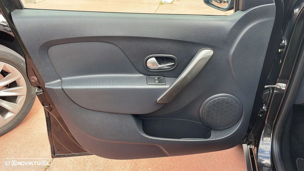 Dacia Sandero Stepway TCe 90 (S&S) Prestige - 9