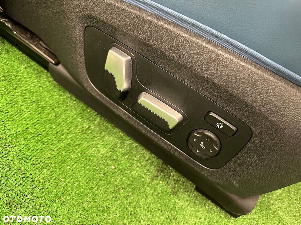 BMW M3 G80 ŚRODEK TAPICERKA FOTELE TUNEL KANAPA BOCZKI - 6