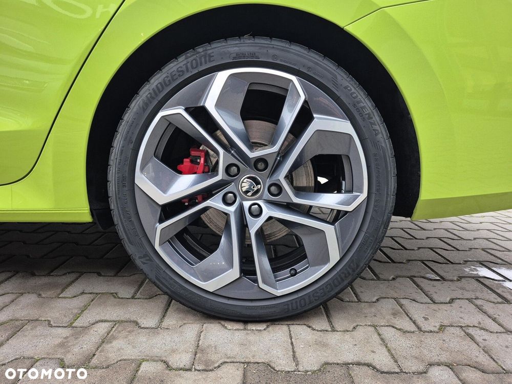 Skoda Octavia 2.0 TSI RS DSG - 18