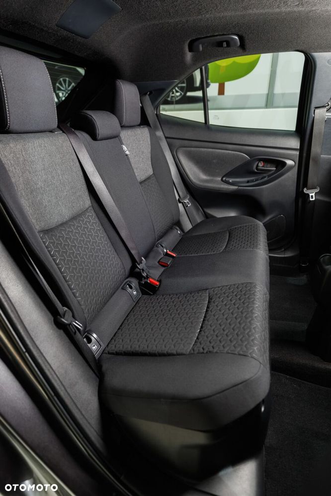Toyota Yaris Cross Hybrid 1.5 Comfort - 32