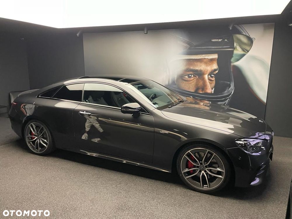Mercedes-Benz Klasa E AMG 53 4-Matic+ 9G-TRONIC - 14