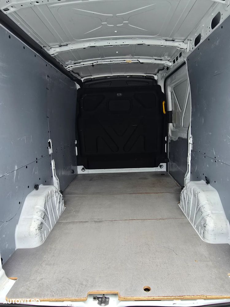 Ford Transit - 6