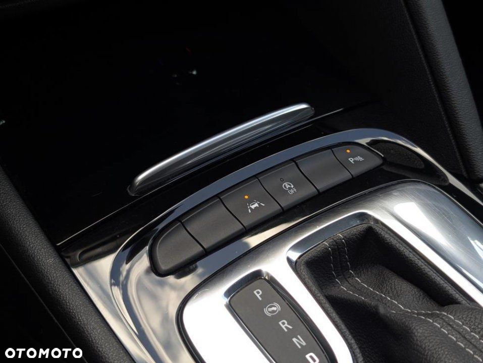 Opel Insignia - 22