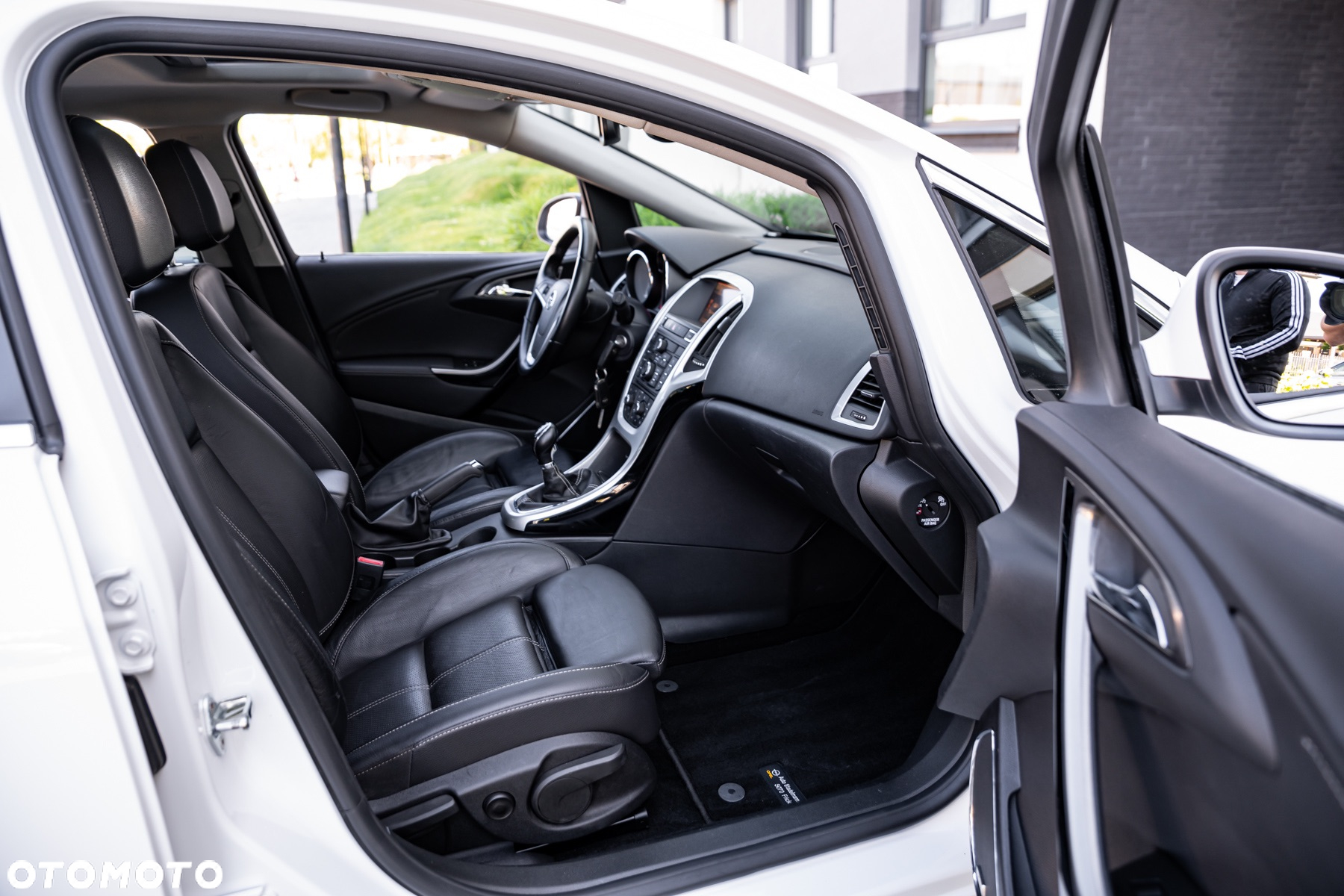 Opel Astra 1.6 Turbo Sport - 21