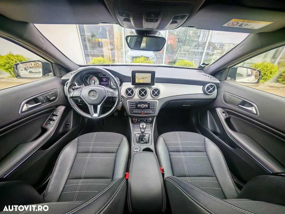 Mercedes-Benz GLA 200 d AMG Line - 7