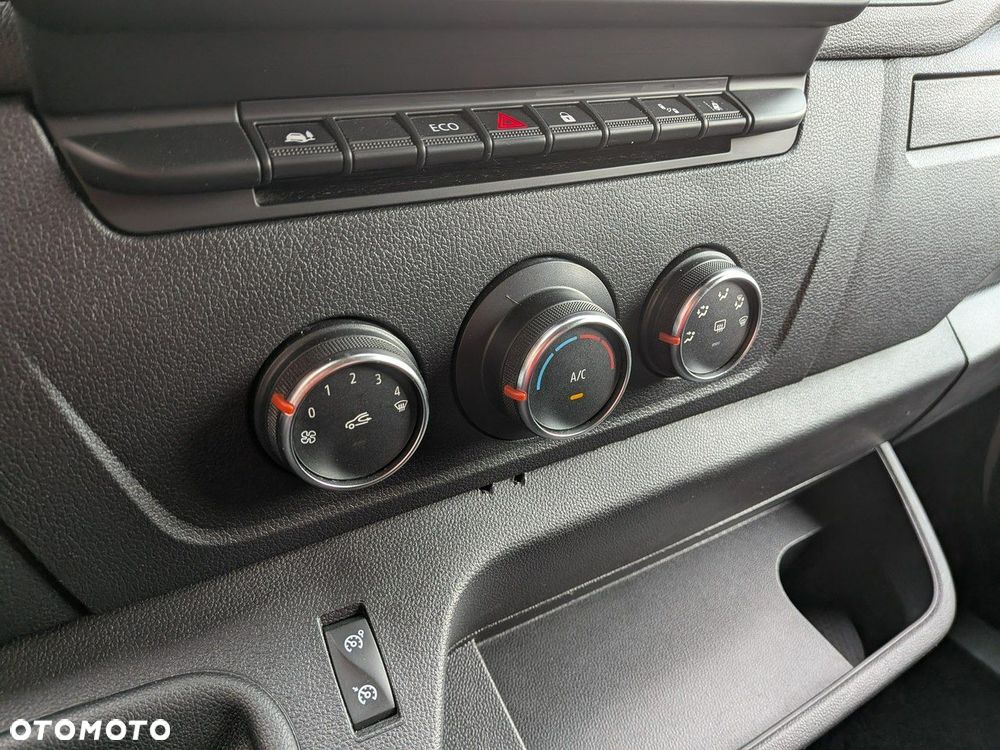 Renault Master - 13