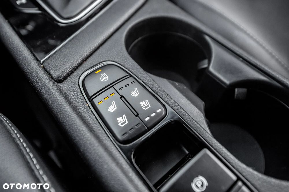 Kia Niro 1.6 GDI HEV 2WD OPF Edition 7 - 36