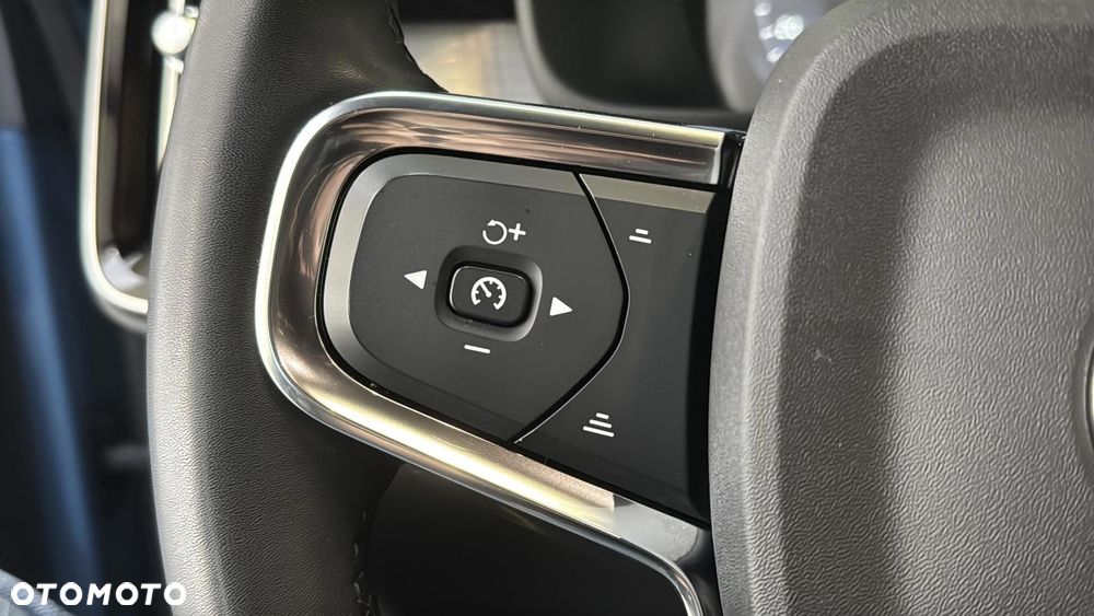 Volvo XC 40 T5 Plug-In Hybrid Plus Bright - 27