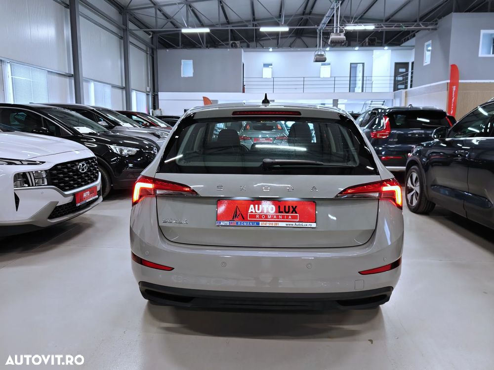 Skoda Scala 1.0 TSI Essence - 28