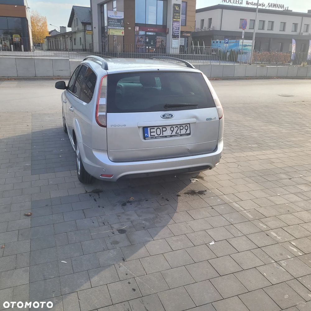 Ford Focus 1.6 TDCi DPF Trend - 9