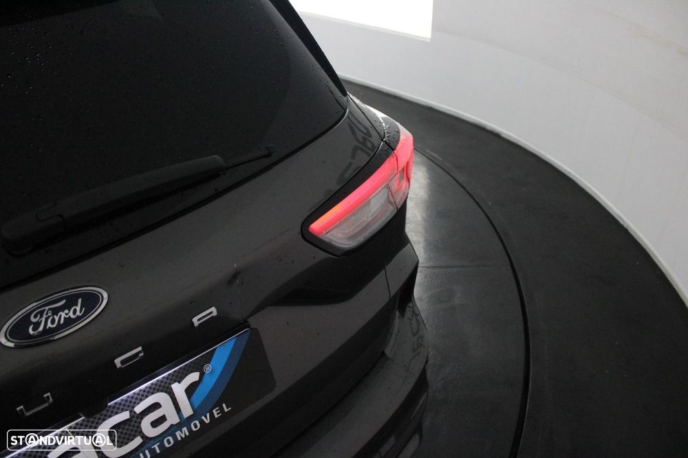 Ford Kuga - 38
