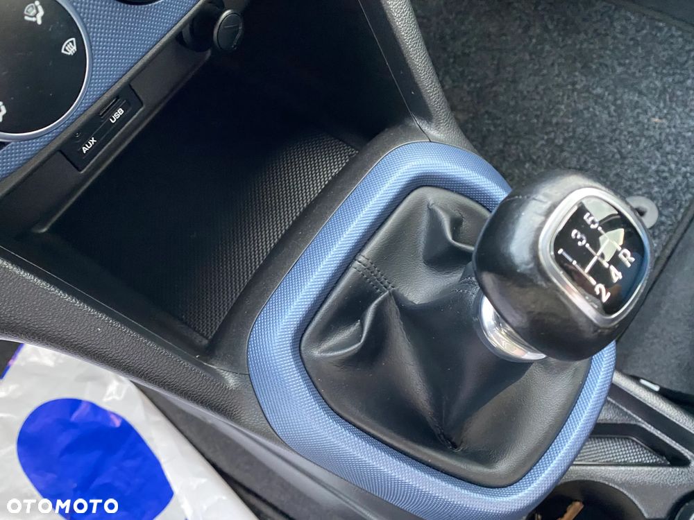 Hyundai i10 1.2 Fifa World Cup Edition - 28