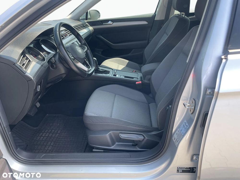 Volkswagen Passat 1.5 TSI EVO Essence DSG - 9