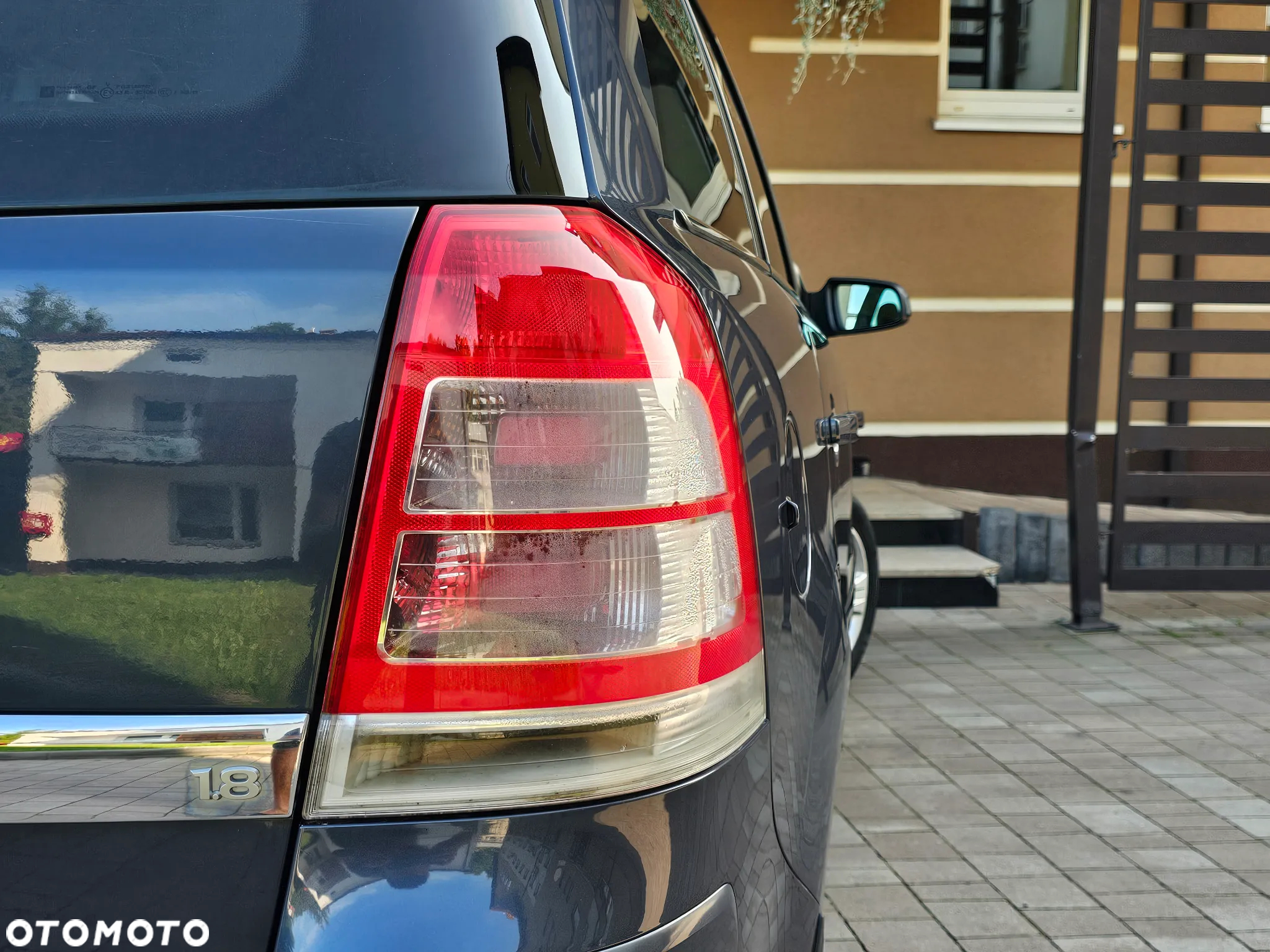 Opel Zafira 1.8 Active - 35