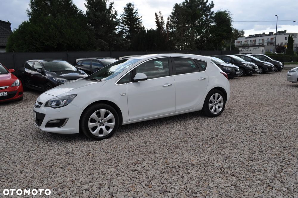 Opel Astra 1.4 Turbo Exklusiv - 12