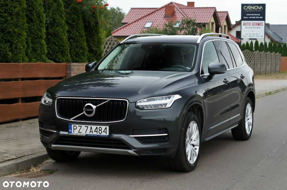 Volvo XC 90 D5 AWD Geartronic Momentum - 2