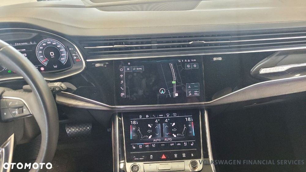 Audi Q7 - 11