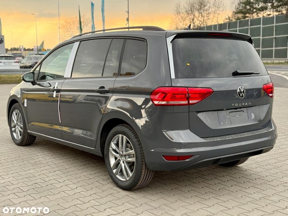 Volkswagen Touran 1.5 TSI EVO Comfortline Plus DSG - 5