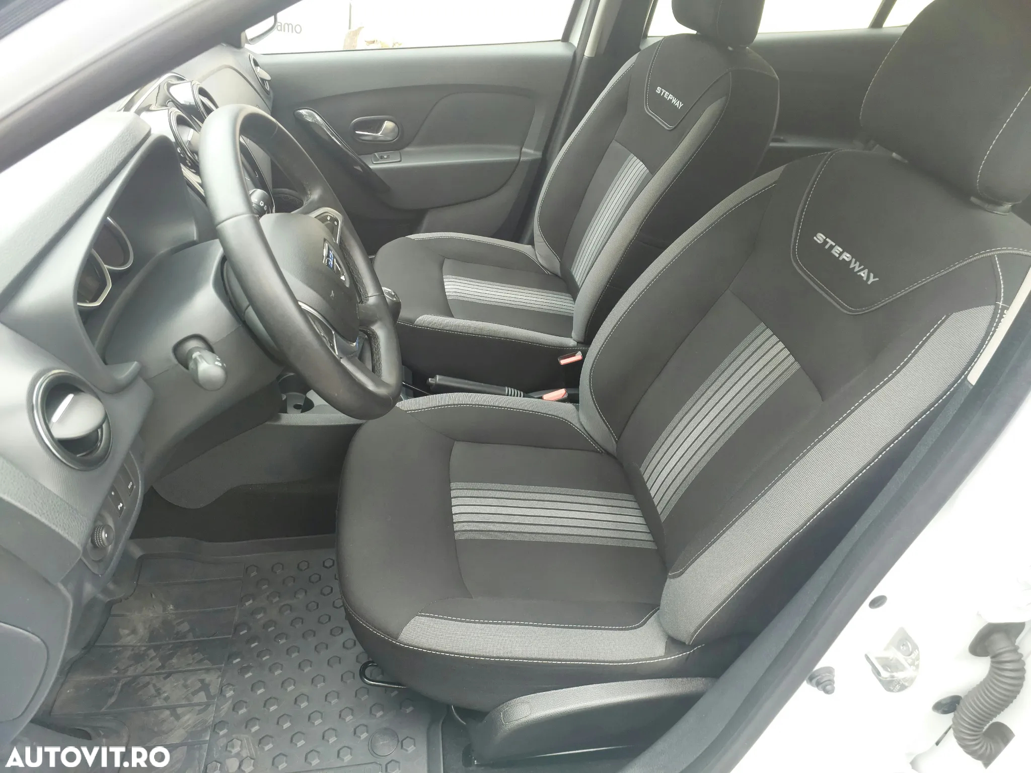 Dacia Sandero 0.9 TCe Prestige - 16