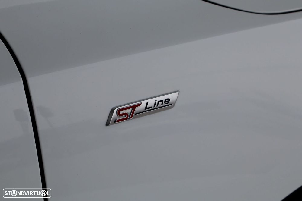 Ford Focus 1.0 EcoBoost MHEV ST-Line - 11