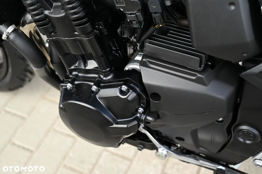 Suzuki Bandit - 38