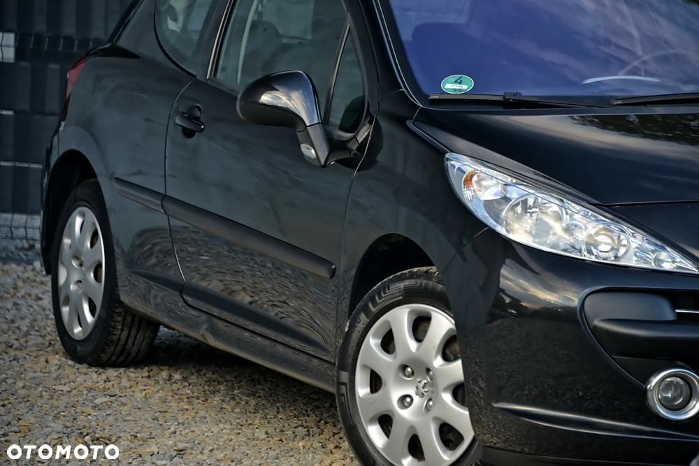 Peugeot 207 - 16