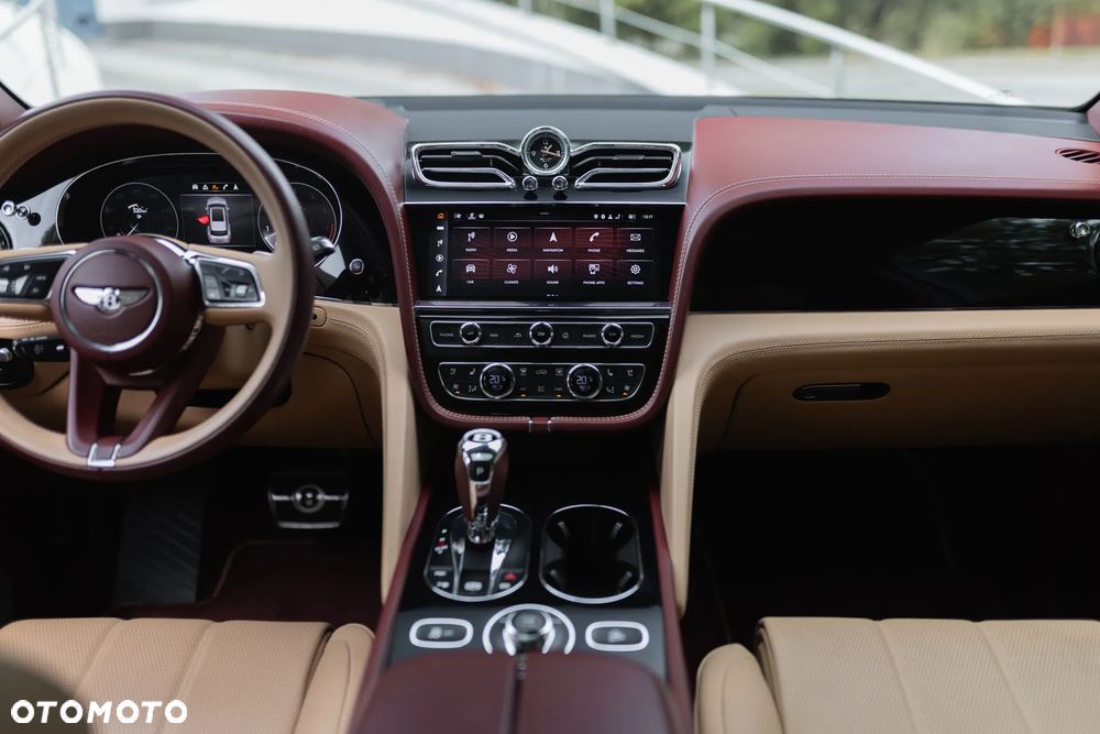 Bentley Bentayga V8 - 17