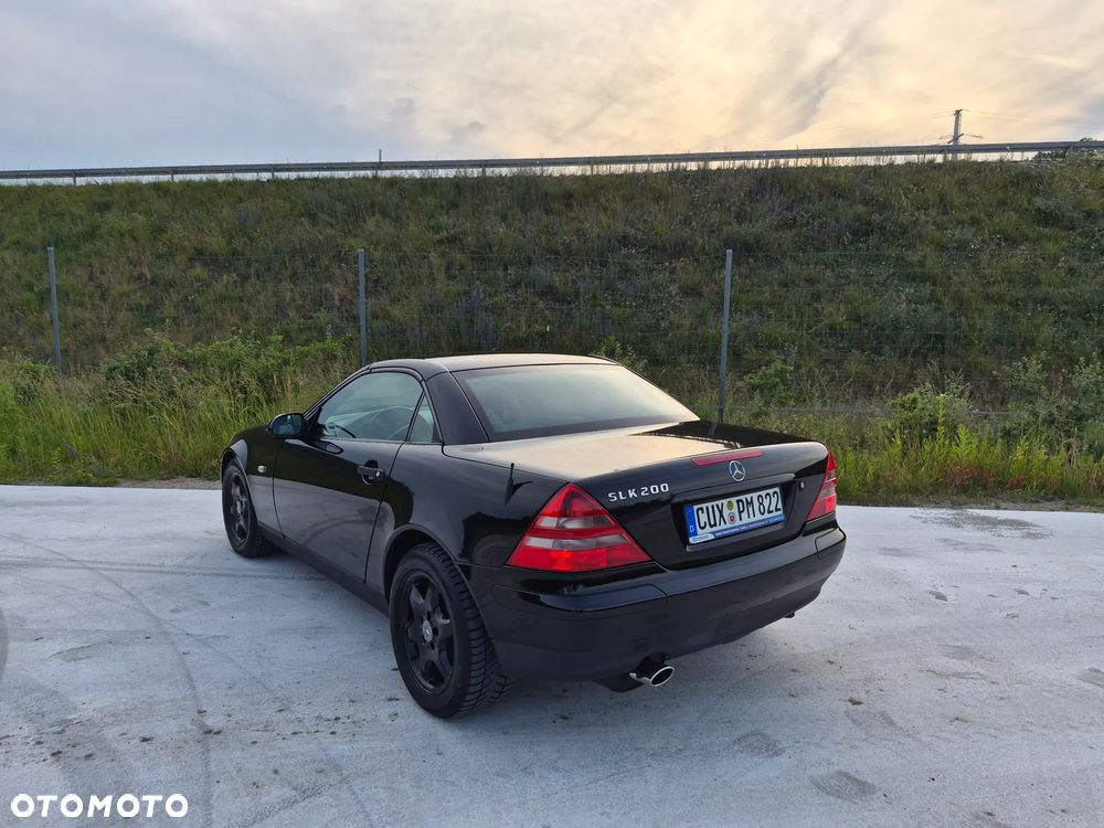 Mercedes-Benz SLK 200 - 8