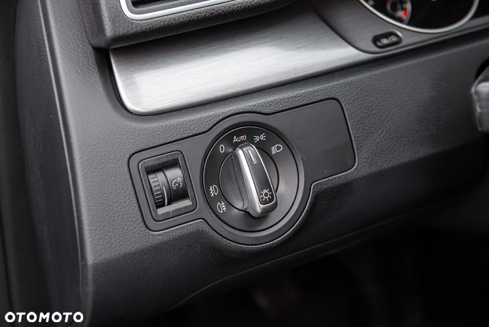 Volkswagen Passat 2.0 Blue TDI SCR Highline - 28