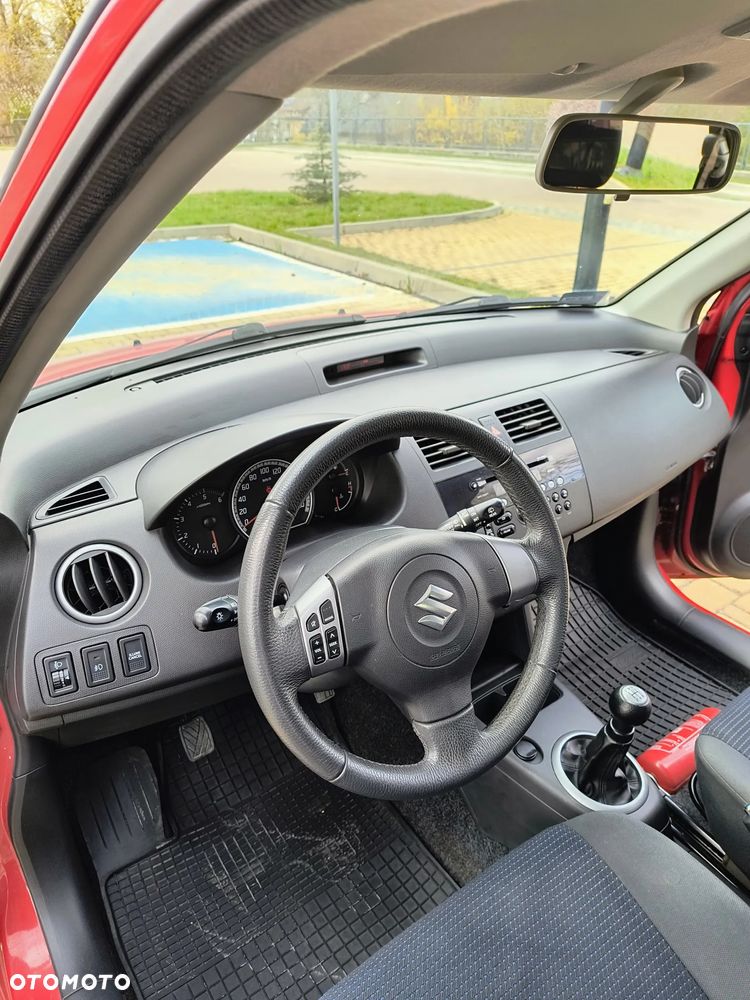 Suzuki Swift 1.3 DDiS Comfort - 14