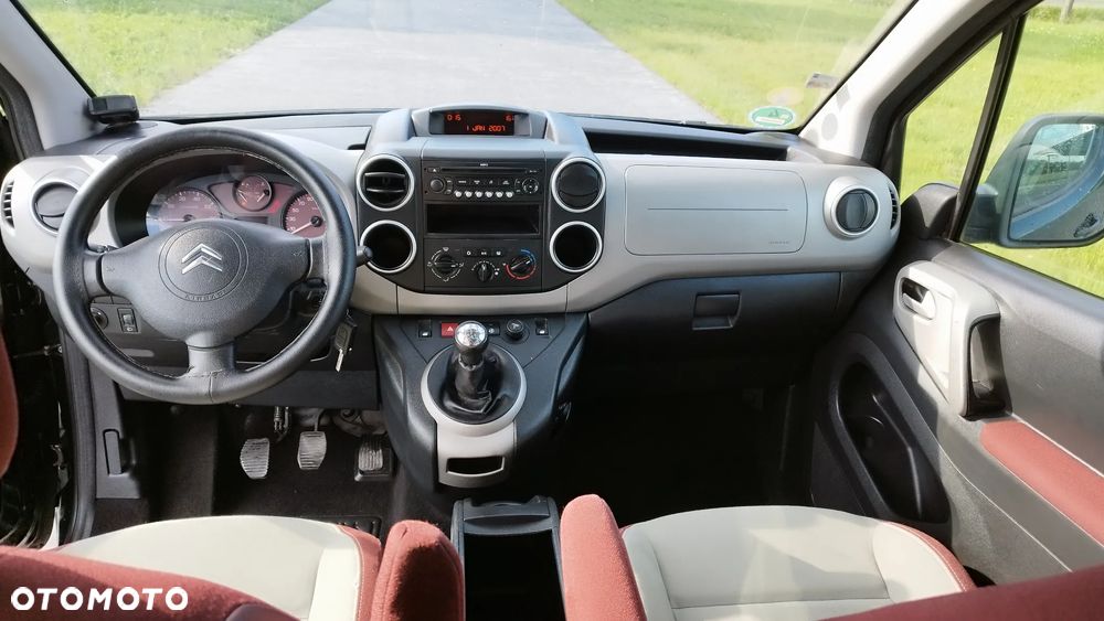 Citroën Berlingo VTi 95 Silver Selection - 15