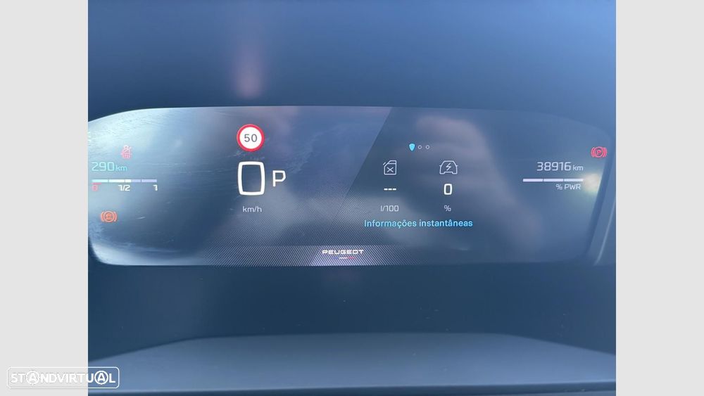 Peugeot 2008 1.2 Hybrid Allure e-DCS6 - 14