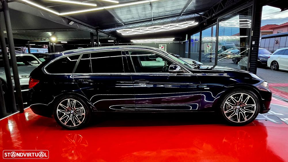 BMW 320 d EfficientDynamics Line Luxury Auto - 4