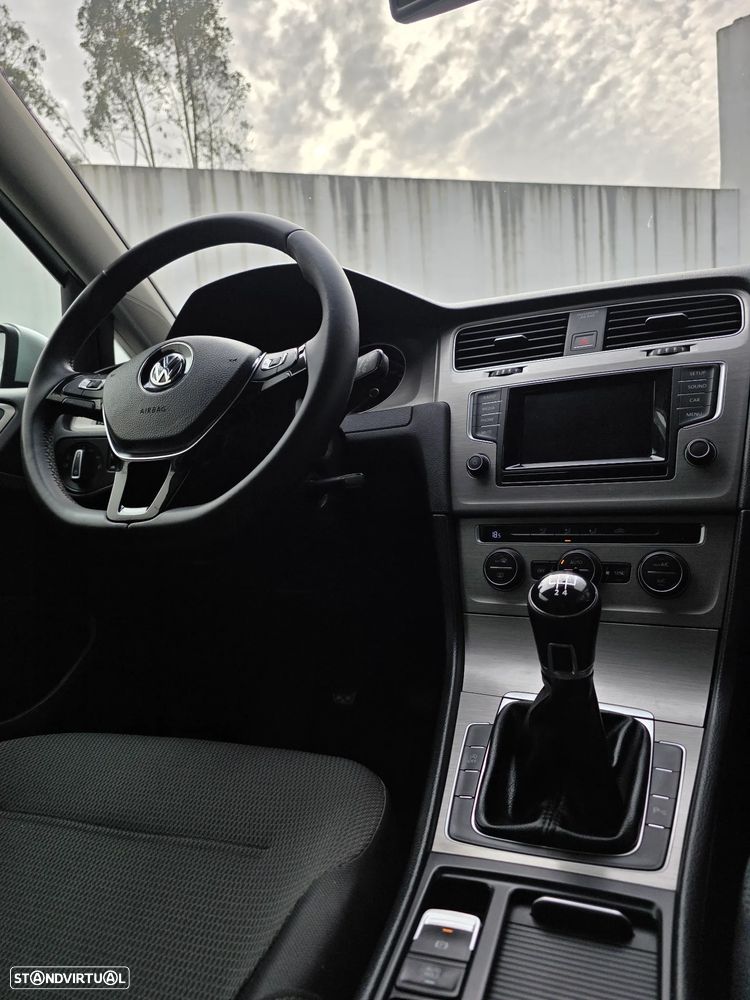 VW Golf Variant 1.6 TDi Highline - 39