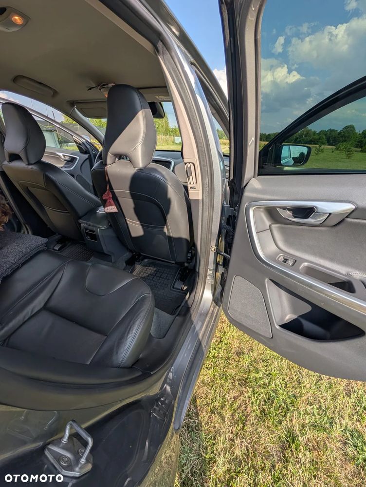 Volvo XC 60 - 11