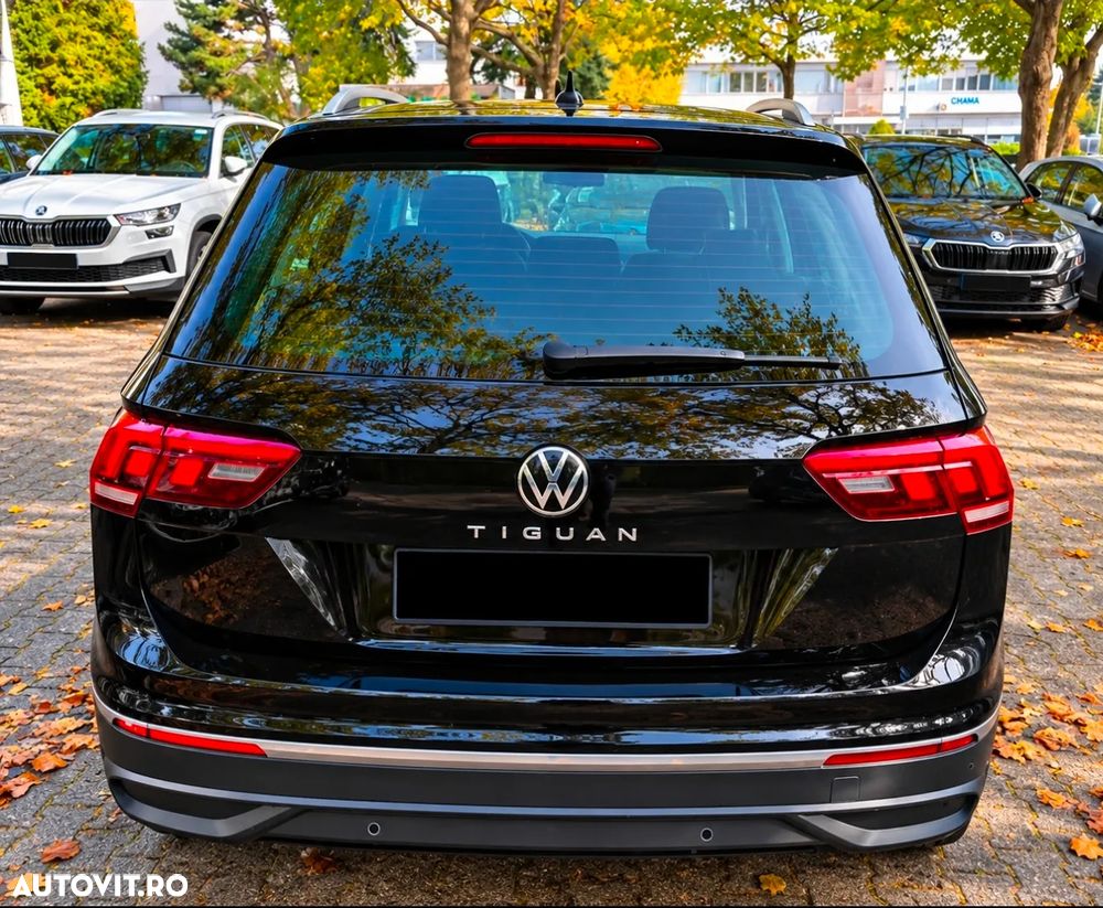Volkswagen Tiguan - 5