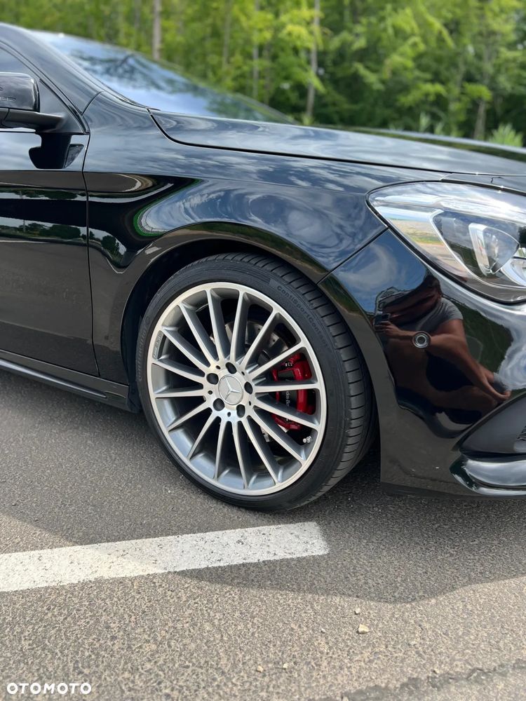 Mercedes-Benz CLA 250 4Matic 7G-DCT Sport - 20