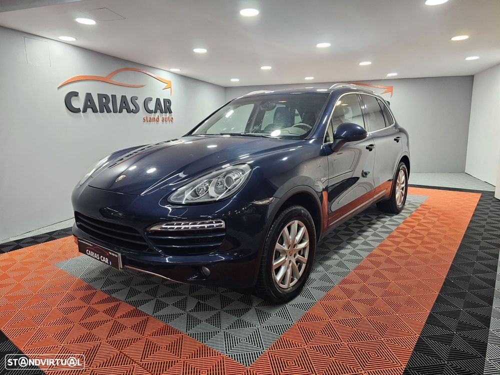 Porsche Cayenne - 2