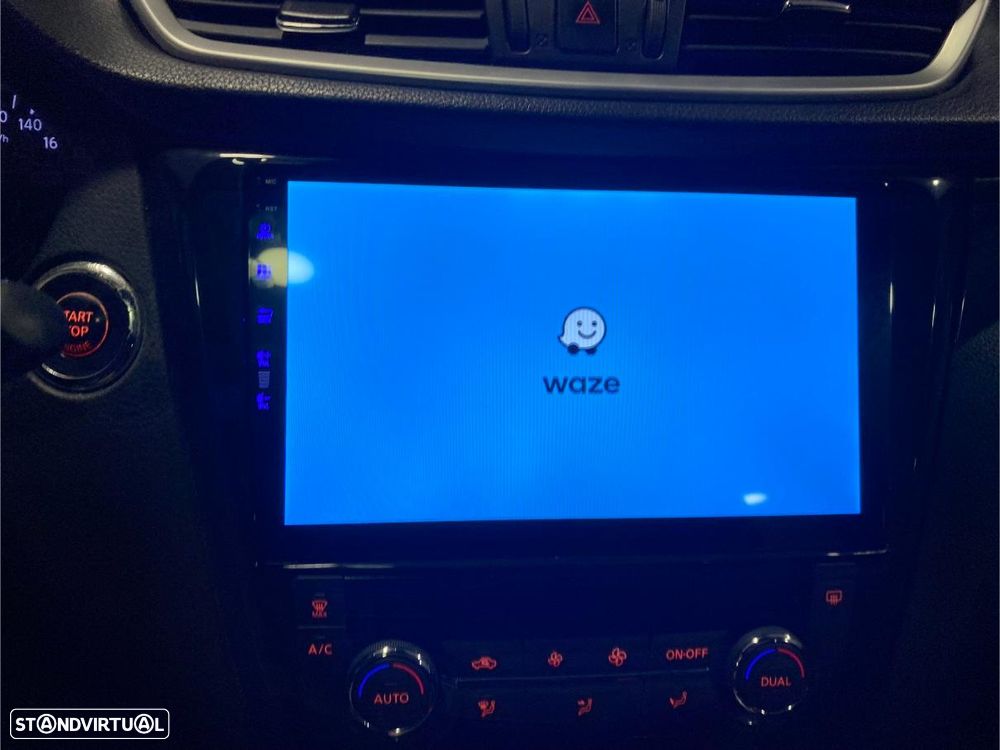 Nissan Qashqai 1.2 DIG-T N-Vision Xtronic - 25