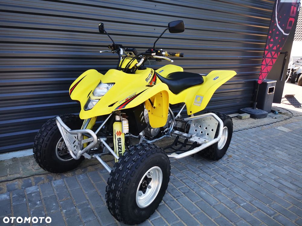 Suzuki Inny - 22