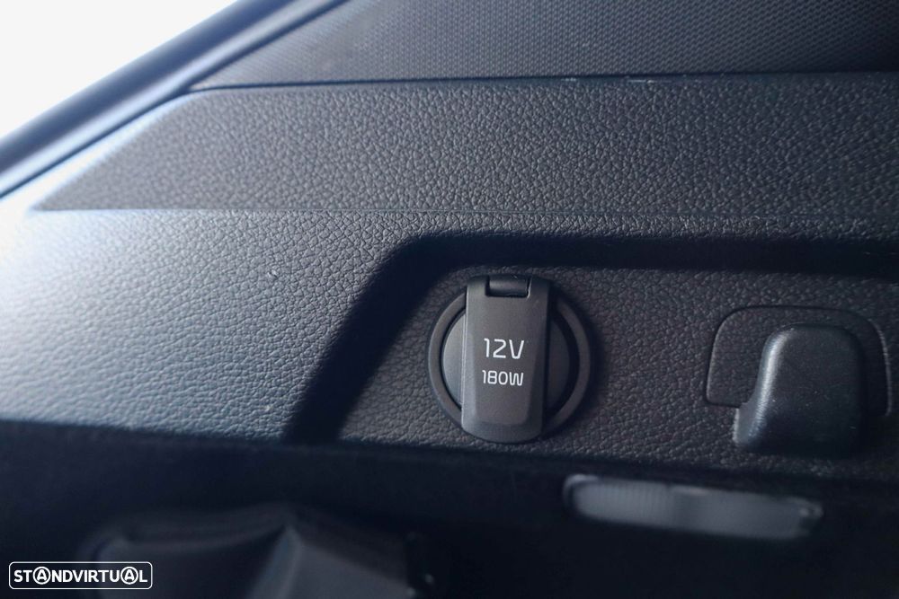 Kia XCeed 1.6 GDi PHEV Drive - 13