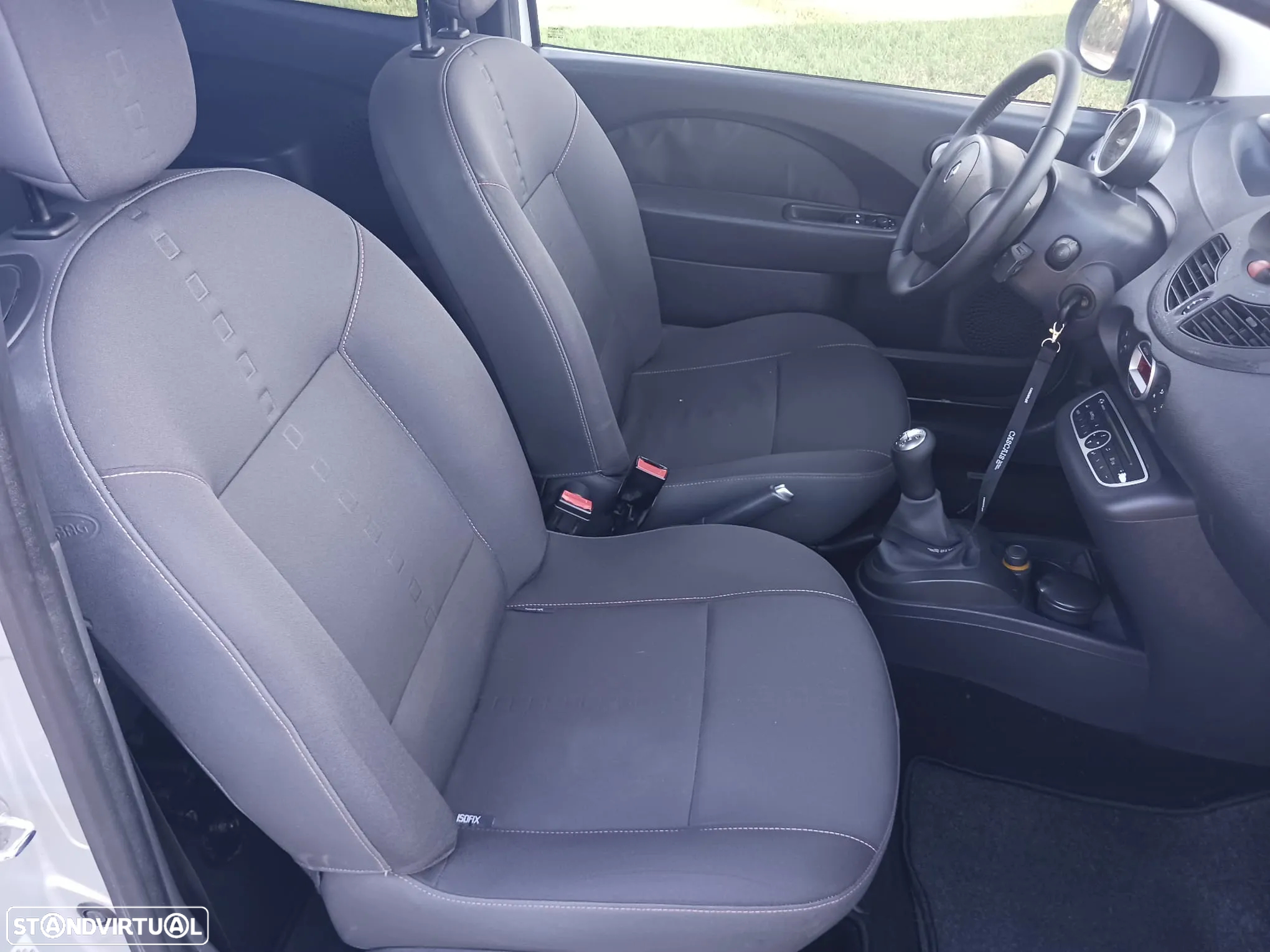 Renault Twingo 1.5 dCi Dynamique S - 33