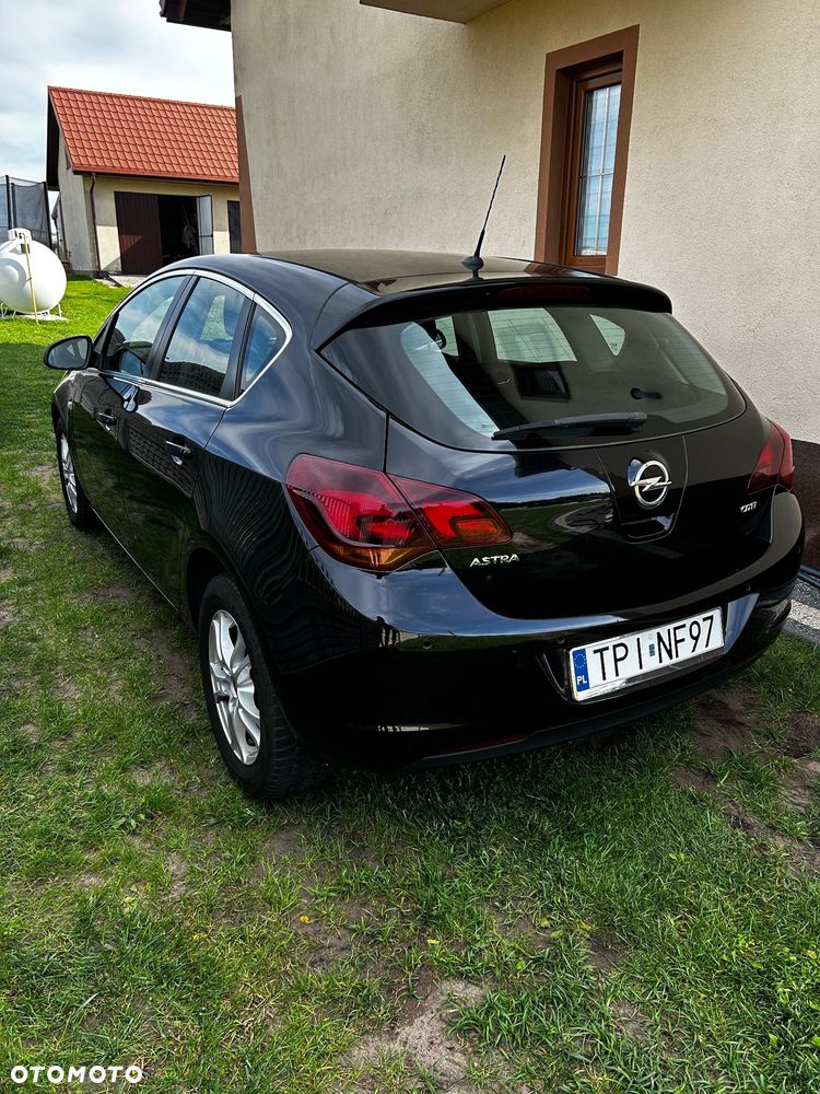Opel Astra 1.7 CDTI Cosmo - 7