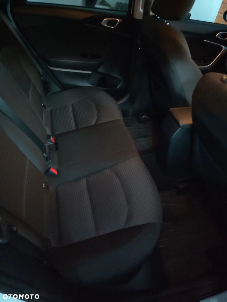 Kia Ceed 1.4 L Business Line - 17