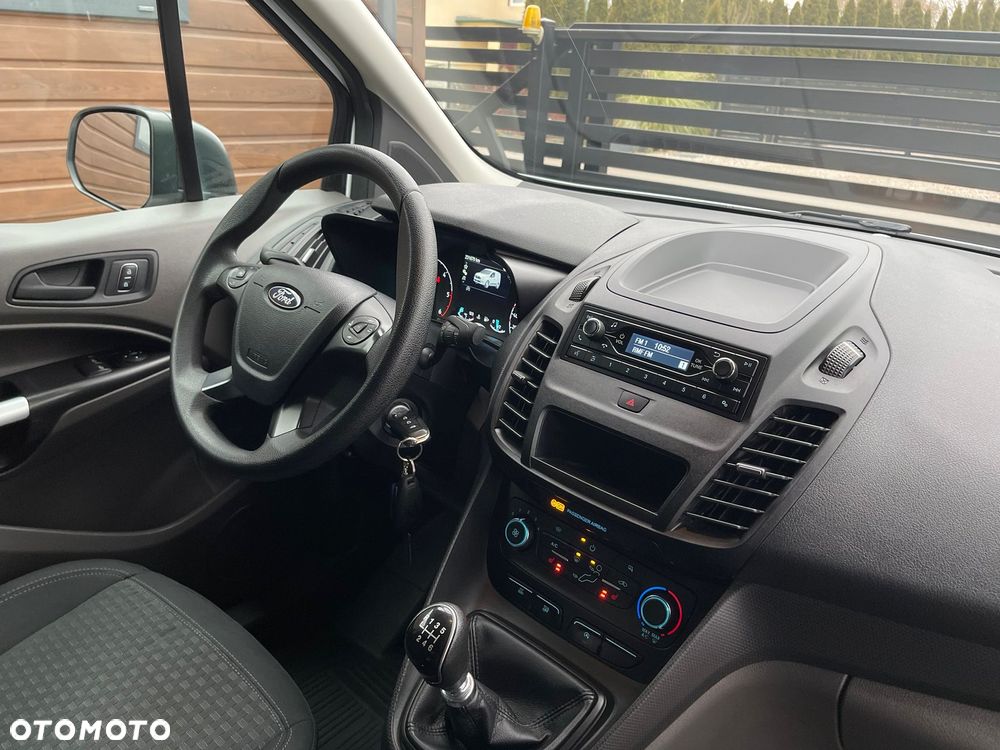 Ford Transit Connect - 9