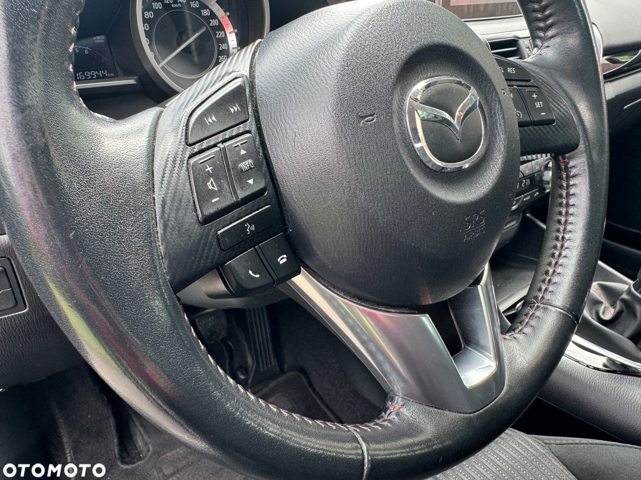 Mazda 3 SKYACTIV-G 120 Signature+ - 35