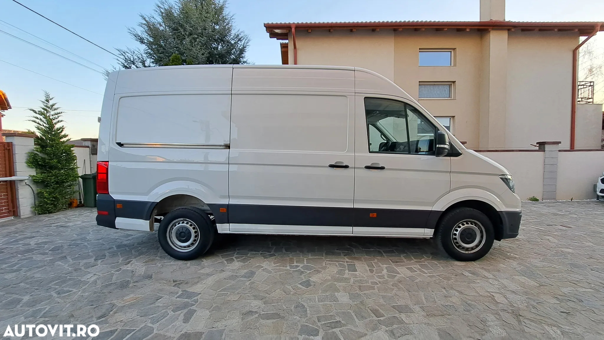 Volkswagen Crafter - 9