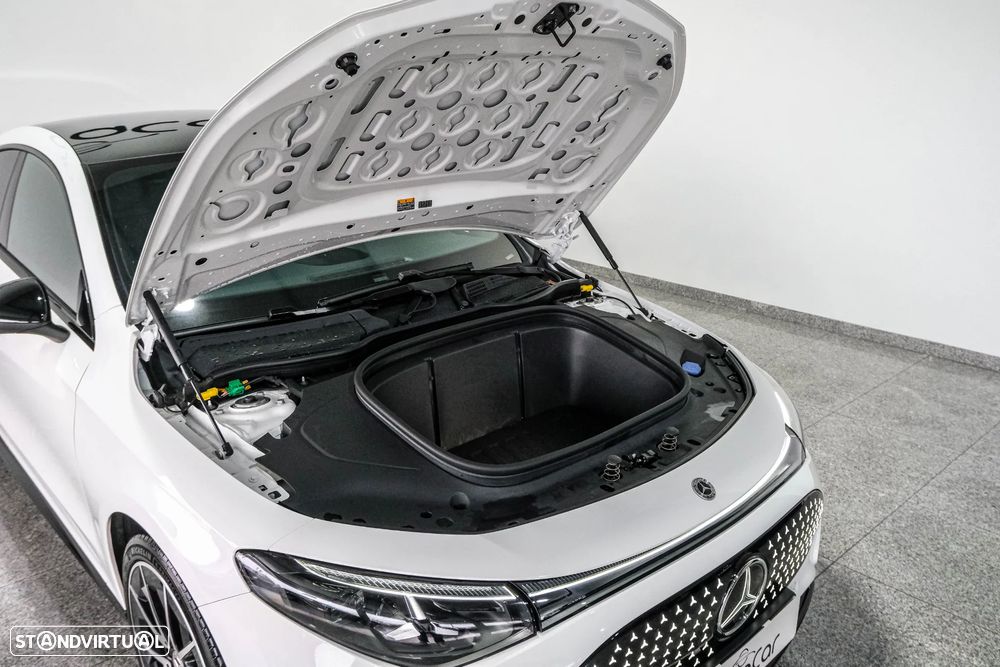 Mercedes-Benz CLA 250+ EQ - 12