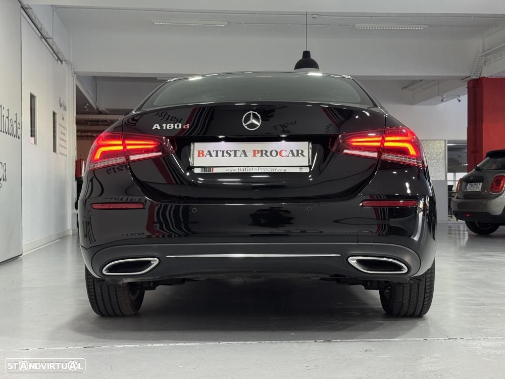 Mercedes-Benz A 180 Limousine d Progressive Aut. - 18