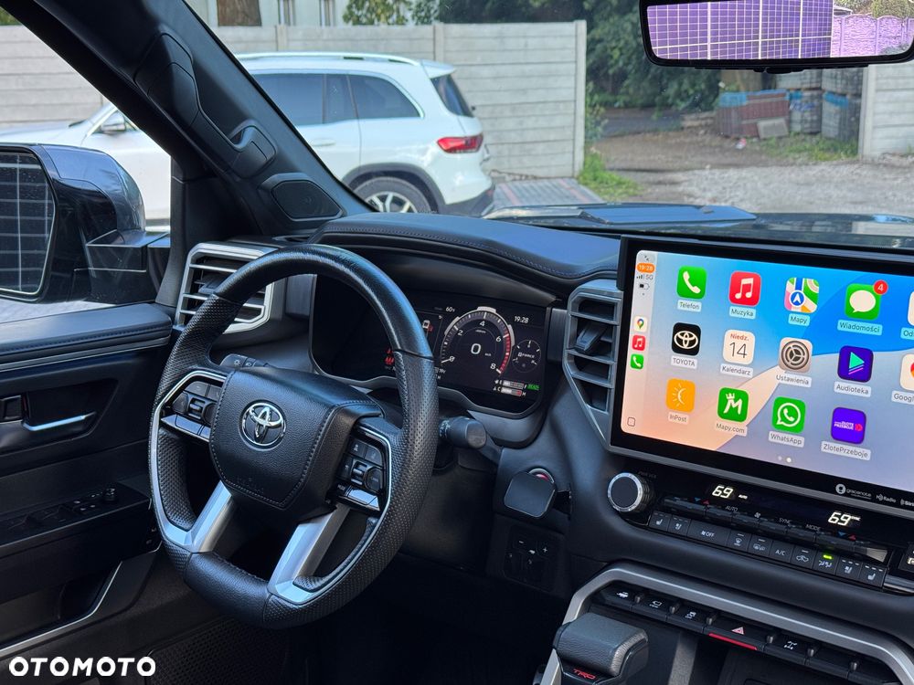 Toyota Tundra - 28